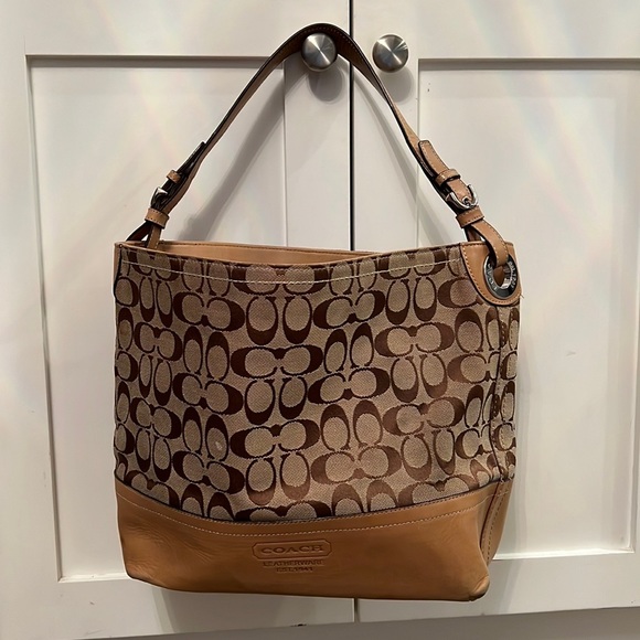 Coach brown monogram signature jacquard inner pocket Hobo bag - Picture 5 of 8